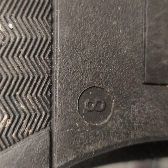 Steve Madden suede chelsea boots - Picture 8 of 8